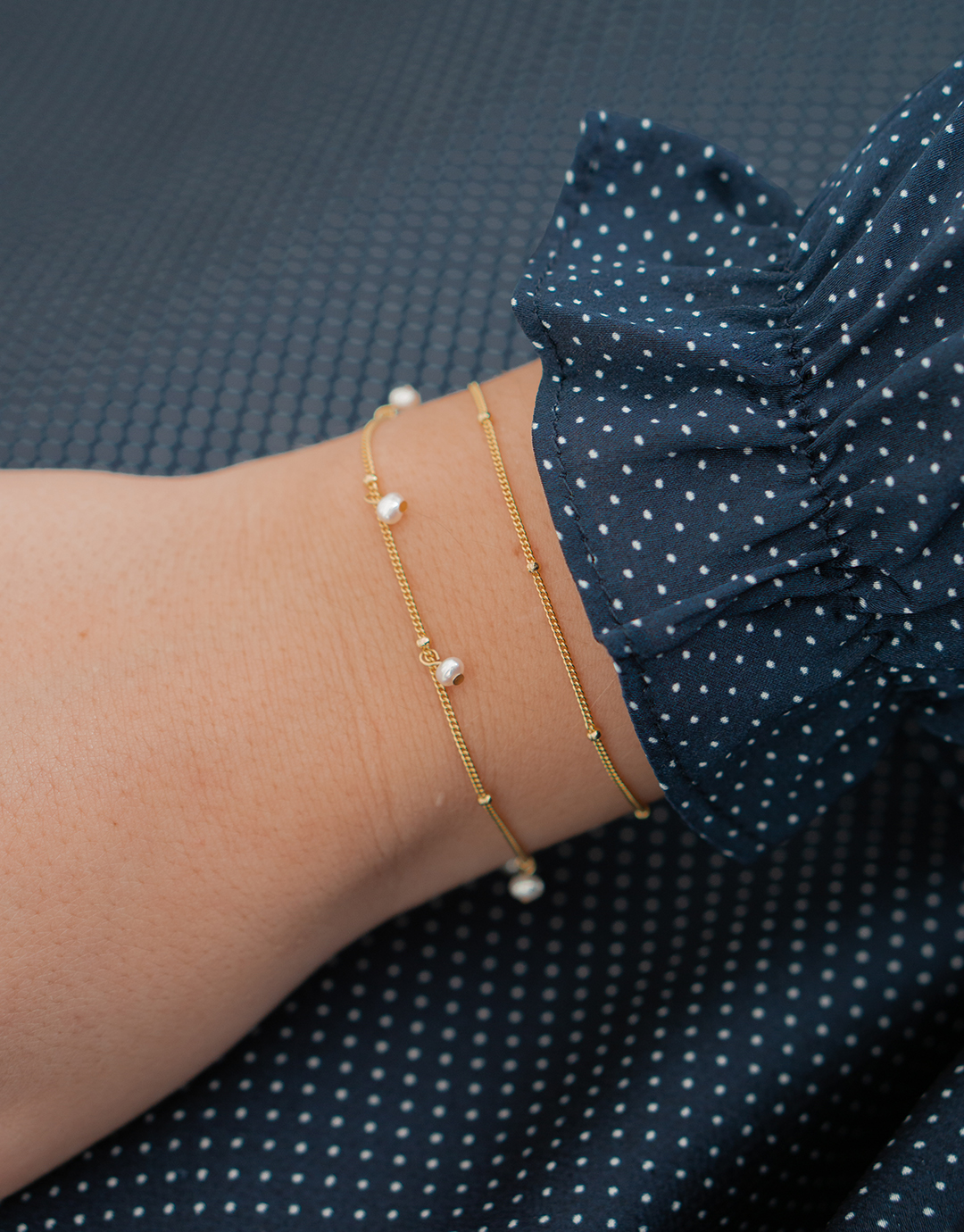Nala – Guld armbånd med perler