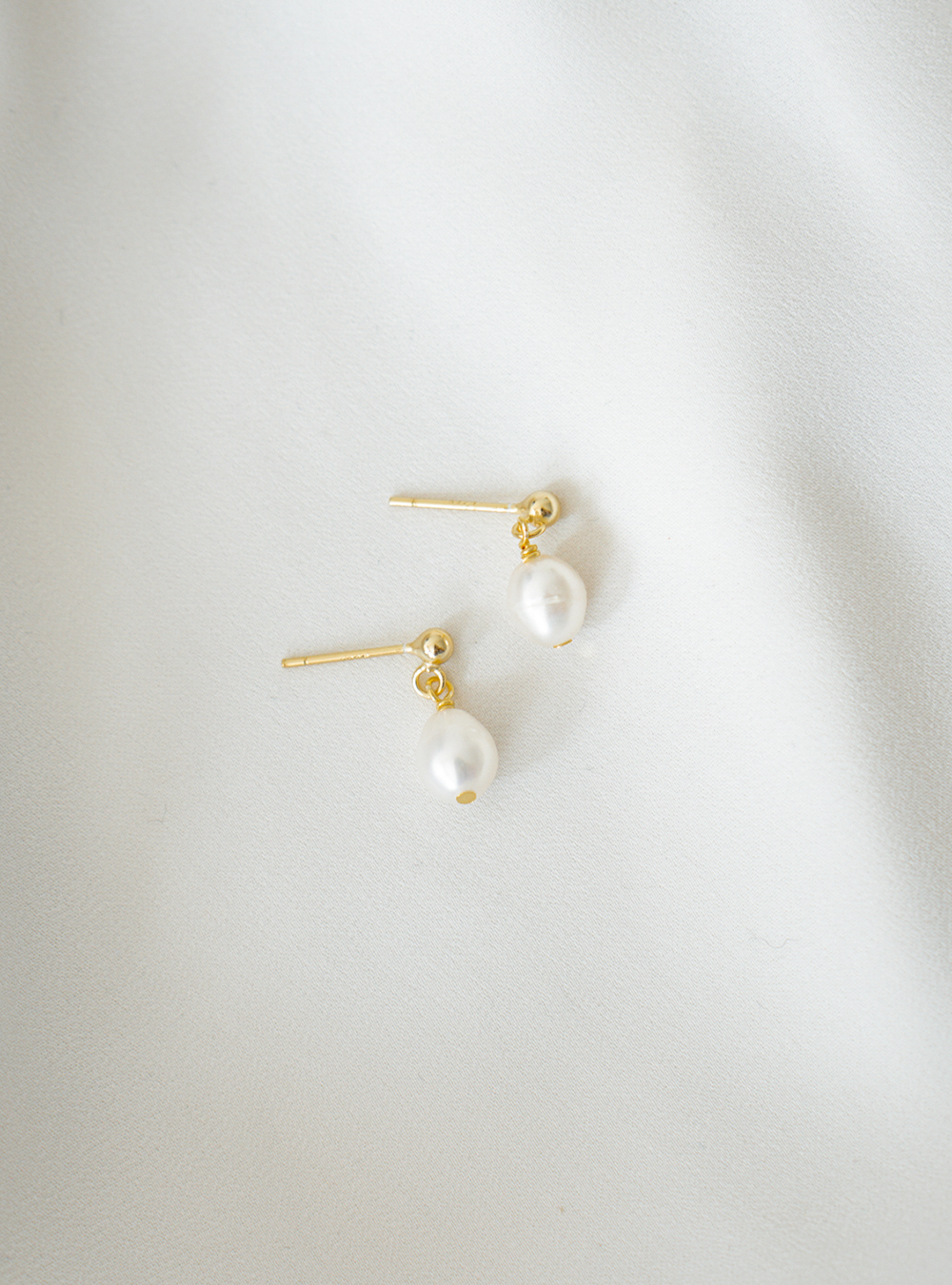 Milla – Perle øreringe