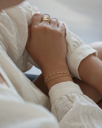 Coline hvid – Guld armbånd