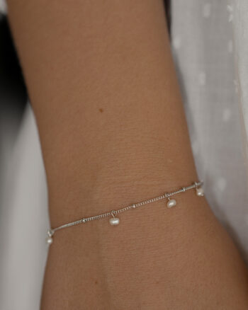 Nala – Sølv armbånd med perler