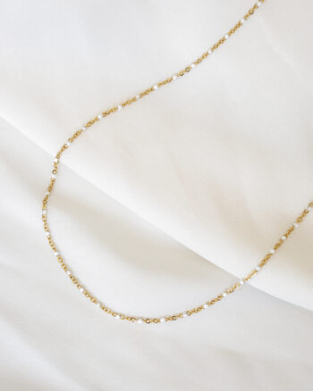 Coline hvid – Guld halskæde